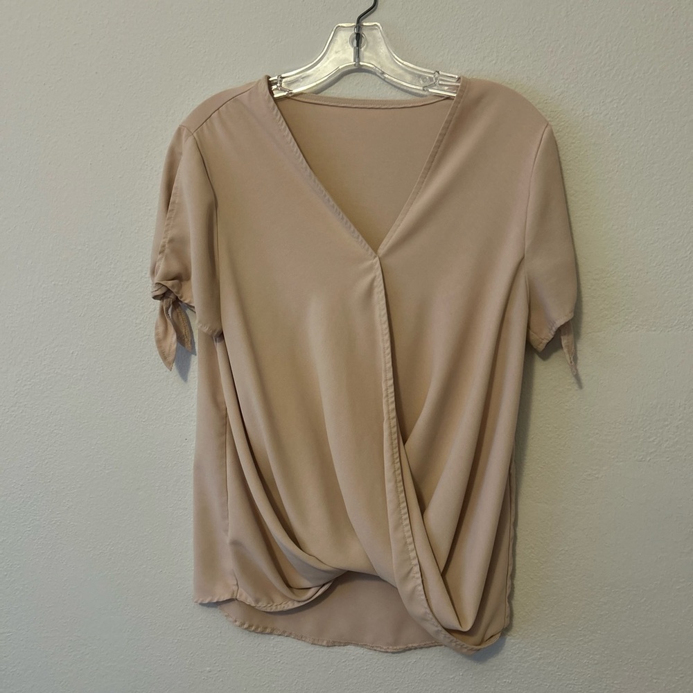 Rose/pinkish colored blouse